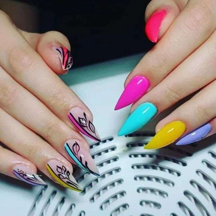 Nails And Extensions at best price in Navi Mumbai | ID: 17040338597